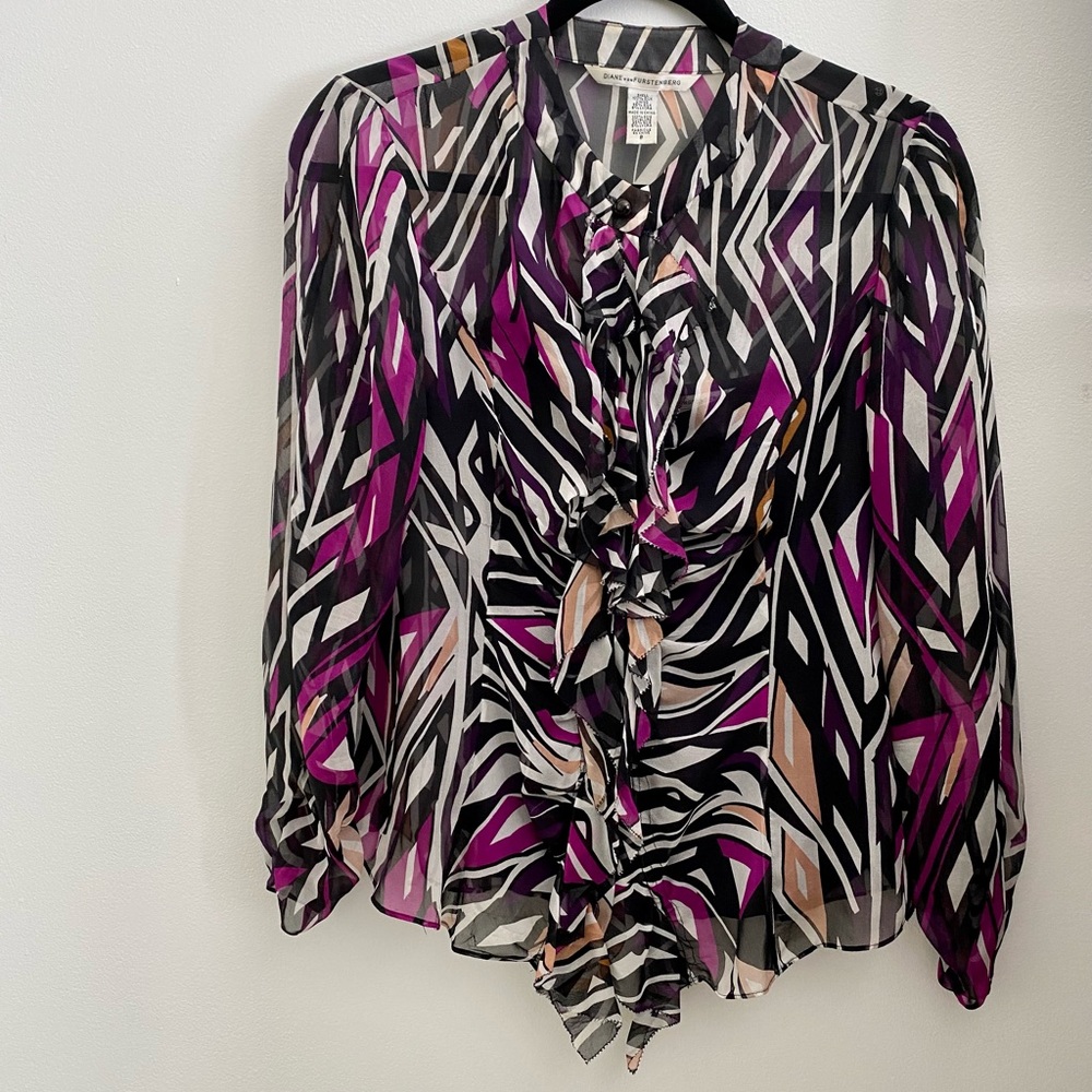 Diane Von Furstenburg Geometric top